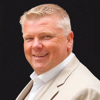 André van Global Star International