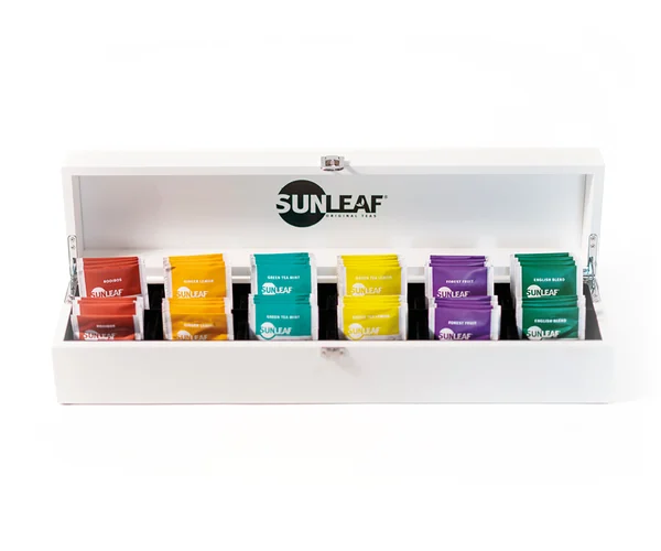 Houten Sunleaf theekist met twaalf vakken gevulde theezakjes